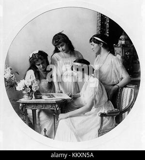 OTMA bezieht sich auf die vier Töchter des Zaren Nikolaus II. Von Russland. Diese Referenz stellt wahrscheinlich ein Bild oder einen Moment dar, der mit der Familie verbunden ist, mit einem Schwerpunkt auf das Jahr 1914, eine wichtige historische Periode vor dem Ersten Weltkrieg Stockfoto