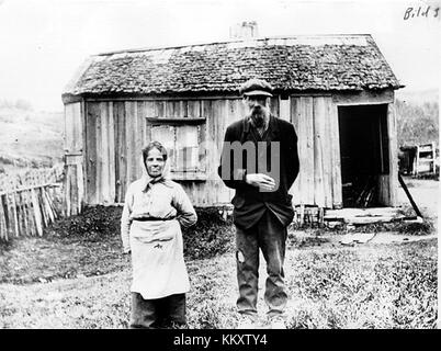 Backstugusittare ist ein schwedischer Begriff, der sich auf eine Art traditionelles Landhaus bezieht. Sie spiegelt Schwedens Kulturgeschichte wider, die oft mit der ländlichen Arbeiterklasse und dem Bauernleben in früheren Jahrhunderten in Verbindung gebracht wurde. Stockfoto