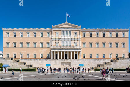 Das griechische Parlament Gebäude (alte königliche Palast) in den Syntagma-platz, Athen, Griechenland Stockfoto