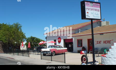 Williams, Arizona, USA, Juni 23,2013: Twisters Soda Fountain, ein im Stil der 50er soda fountain auf der Route 66. Stockfoto