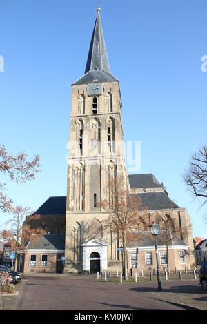 Großen mittelalterlichen St. Nicolaaskerk (Bovenkerk - Saint Nicolas Kirche), Innere Stadt Kampen, Niederlande Stockfoto