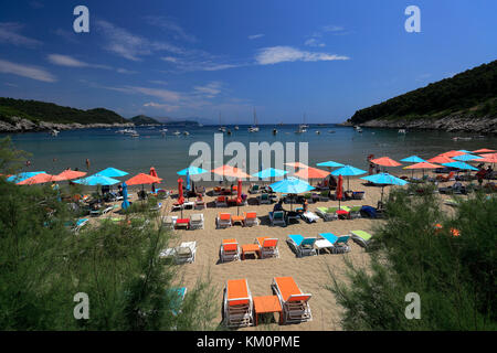 Sommer Blick von sunji Strand, Insel Lopud, einer der Elaphitischen Inseln in der Nähe von Dubrovnik, Dalmatinische Küste, Adria, Kroatien, Europa Stockfoto