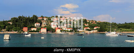 Sommer Blick auf Kolocep Insel, eine der Elaphitischen Inseln in der Nähe von Dubrovnik, Dalmatinische Küste, Adria, Kroatien, Europa Stockfoto