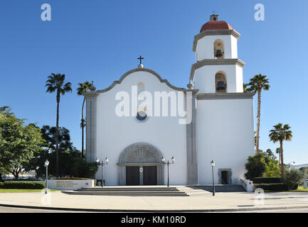 San Juan Capistrano, Ca - 1. Dezember 2017: Basilika Der Mission. Die Pfarrkirche befindet sich nordwestlich der Mission San Juan Capistrano. Stockfoto