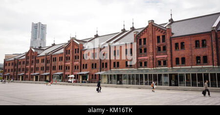 Yokohama, Japan - 5 November 2014. Red Brick Warehouse in Yokohama, Japan. Das Lager ist eine artsy Einkaufszentrum, die Heimat von einigen ausgezeichneten Restauran Stockfoto