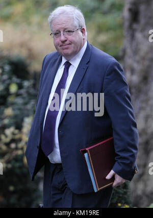 London, Großbritannien. 28. November 2017. Sir Patrick mcloughlin mp Kanzler des Herzogtums Lancaster die wöchentliche Kabinettssitzung in Downing Street, London Stockfoto