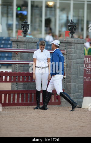 WELLINGTON, FL - FEBRUAR 08: Athina Onassis de Miranda nimmt am 8. Februar 20134 im Palm Beach International Equestrian Center am 370,000 Dollar FEI World Cup Qualifier Grand Prix Teil. Personen: Athina Onassis de Miranda Stockfoto