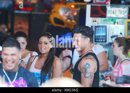SEASIDE HEIGHTS, NJ - 15. JULI: Paul Delvecchio filmt am 15. Juli 2011 in Seaside Heights, New Jersey. Leute: Paul Delvecchio Stockfoto
