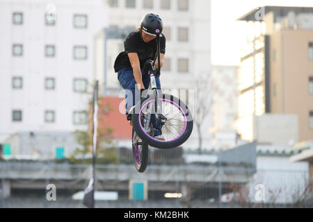 Okayama, Japan. Dezember 2017. Minato Oike Radfahren : Japan National BMX Freestyle Park Championships Elite Finale 2017 im Shimoishii Park in Okayama, Japan . Quelle: AFLO SPORT/Alamy Live News Stockfoto