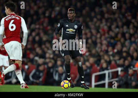 London, Großbritannien. 02 Dez, 2017. Paul pogba (mu) an der englischen Premier League match Arsenal v Manchester United, das Emirates Stadium, London, am 2. Dezember 2017. ** Dieses Bild für den redaktionellen Gebrauch bestimmt ist nur ** Quelle: Paul Marriott/alamy leben Nachrichten Stockfoto