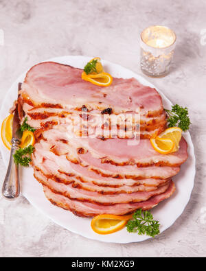 Weihnachten geröstete verglaste Urlaub Schweinefleisch Schinken Stockfoto