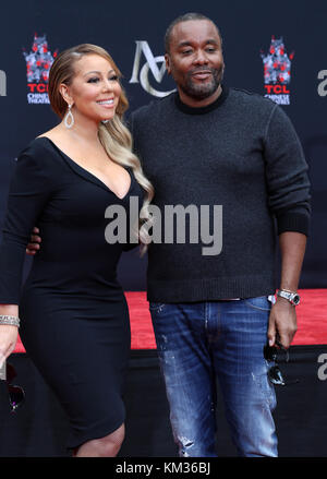 Mariah Carey hand- und Fußabdruck Zeremonie an tcl Chinese Theatre mit: Mariah Carey, Lee daniels Wo: Los Angeles, Kalifornien, Vereinigte Staaten, wenn: 01. November 2017 Credit: Nicky Nelson/wenn.com Stockfoto