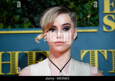 Suki Waterhouse Teilnahme an den Evening Standard Theater Awards, im Theatre Royal in London. PRESS ASSOCIATION Foto. Bild Datum: Sonntag, Dezember 3rd, 2016. Photo Credit: Matt Crossick/PA-Kabel. Stockfoto