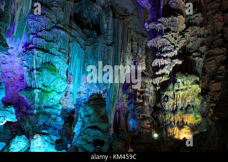 St. Michael's Cave auf den Felsen von Gibraltar Stockfoto