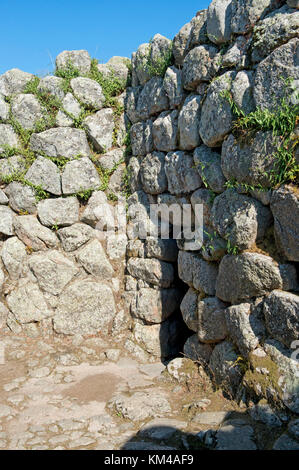 Die Nuraghe Maiori (Nuraghe Majori) bei Tempio Pausania Sardinien Stockfoto