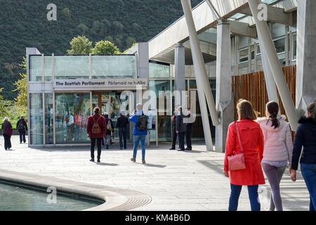 Großbritannien: Fassade des Scottish Parliament Building in Edinburgh. Foto von 12. September 2017. Weltweit verwendet Stockfoto