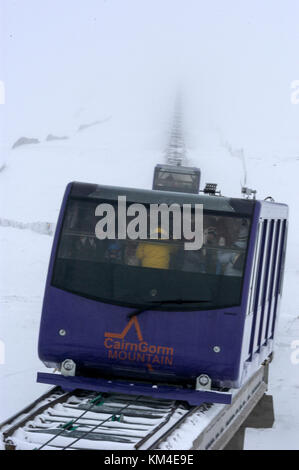 Ein Cairngorm Mountain Railway in Aviemore Ski Center in Schottland, Großbritannien. Stockfoto