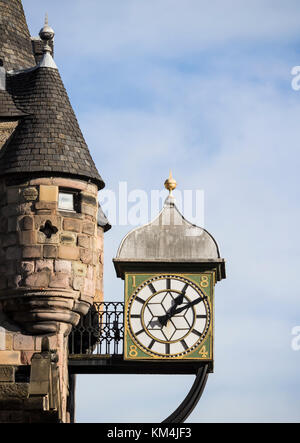 Canongate Tolbooth Uhr auf der Royal Mile, Edinburgh, Schottland, Großbritannien Stockfoto