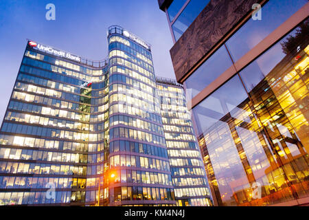 UniCredit Bank, věž Filadelfie, Business BB Centrum, Michle, Praha, Ceska republika / Unicreditbank, Philadelphia Tower, Business District BB Centrum Stockfoto