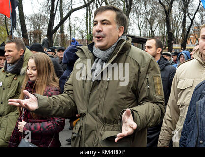 Kiew, Ukraine. 3 Dez, 2017. Ehemalige georgische Präsident und ehemaliger Gouverneur der Region Odessa Micheil Saakaschwili im Amtsenthebungsverfahren März in Kiew Quelle: alexandr Gusew/Pacific Press/alamy leben Nachrichten Stockfoto