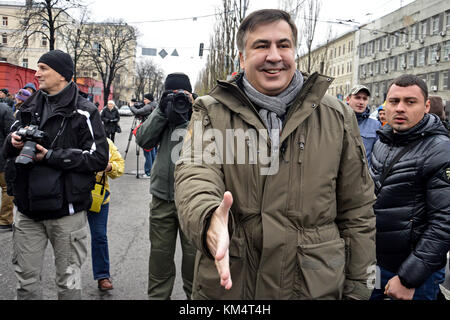 Kiew, Ukraine. 3 Dez, 2017. Ehemalige georgische Präsident und ehemaliger Gouverneur der Region Odessa Micheil Saakaschwili im Amtsenthebungsverfahren März in Kiew Quelle: alexandr Gusew/Pacific Press/alamy leben Nachrichten Stockfoto