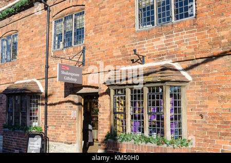 Das Shakespeare Geschenkartikelladen im Henley Street, Stratford-upon-Avon, Warwickshire, Großbritannien Stockfoto