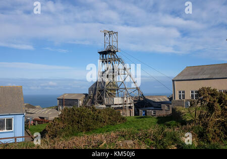 The Geevor Tin Mine near St Ives in Cornwall UK  Photograph taken by Simon Dack Stockfoto