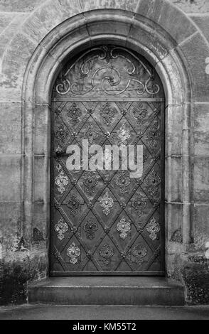 St. Veitsdom in Prag Hradcany catsle, tschechische Republik. Seite, der Eingang befindet sich in der Burg. Stockfoto