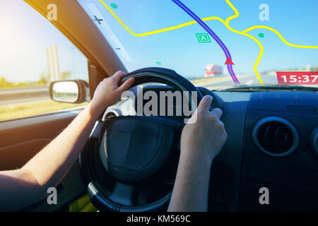 Gps (Global Positioning System) Auto Navigation, Hilfe und Unterstützung in Richtung auf der Straße Stockfoto