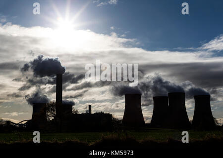 Fiddlers Ferry Power Station, ein kohlekraftwerk zwischen Warrington und Widnes, Cheshire, England UK gefeuert Stockfoto