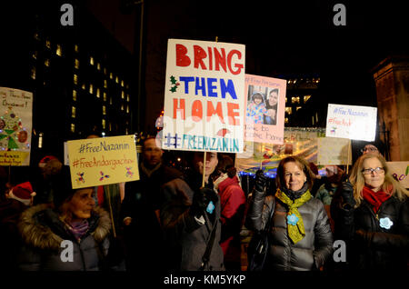 London, Großbritannien. 5. Dezember 2017. weichnachtsvigil für britisch-iranischen Frau nazanin zaghari - ratcliffe, im Iran inhaftiert. Downing Street, London. Credit: Howard Davies/alamy leben Nachrichten Stockfoto