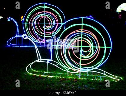 Er beeindruckende Gartenanlage der Könige Heide Park ist Gastgeber für die magische Laterne Festival dieses Jahr. Stockfoto