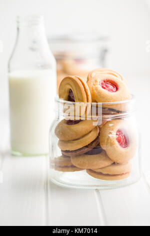 Sweet jelly Cookies in jar. Stockfoto