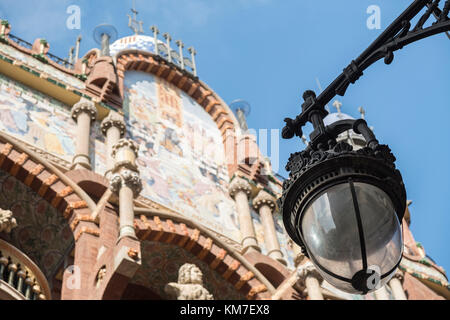 Der Palau de la Música Catalana wurde zwischen 1905 und 1908, die von der modernistischen Architekten Lluís Domènech i Montaner erbaut als Heim für die Orfeó Català. Stockfoto