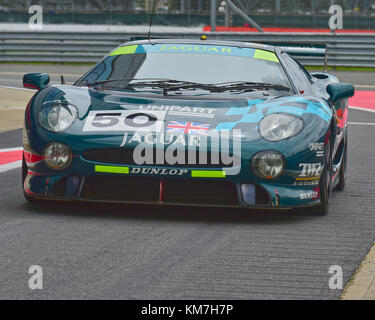 Jaguar XJ 220, XJ 220, Silverstone Classic, Juli 2017, Silverstone, Chris McEvoy, Rundstrecke, Cjm - Fotografie, klassische Rennwagen, Wettbewerb, Hi Stockfoto