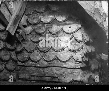 Die Kirche Pelarne in der Gemeinde Vimmerby, Schweden, ist eine mittelalterliche Kirche mit historischer und architektonischer Bedeutung. Die Kirche ist ein wichtiger Teil des lokalen kulturellen und religiösen Erbes und dient immer noch der Gemeinde als Gottesdienst. Stockfoto