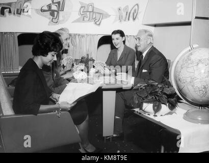 SAS DC 8 33 Innenraum, Service an Bord, Kabine und Sitze, Passagiere. Neue Einrichtung (6) Stockfoto