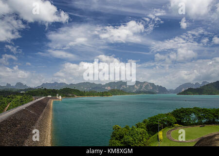 Ratchaprapha, Thailand - 18. Juli 2017: atemberaubende Landschaft des ratchaprapha in der Provinz Surat Thani. Stockfoto