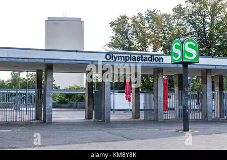 U-Bahn-Station Olympiastadion in Berlin, Deutschland Stockfoto