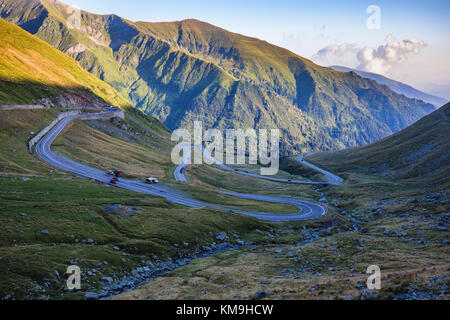 Transfagarasan Pass im Sommer. Kreuzung Karpaten in Rumänien, Transfagarasan ist einer der schönsten Bergstraßen der Welt. Stockfoto