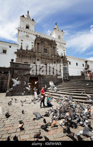 Kirche und Kloster St. Francis, (San Francisco), Plaza de San Francisco, Quito, Ecuador, Südamerika Stockfoto