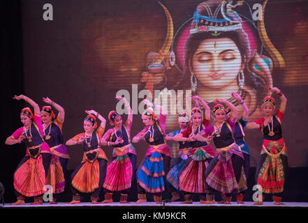 Das Bild des Bharatnatayam Tanz an Kala godha Festival in Mumbai, Indien Aqua-lounge Stockfoto