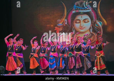 Das Bild des Bharatnatayam Tanz an Kala godha Festival in Mumbai, Indien Aqua-lounge Stockfoto