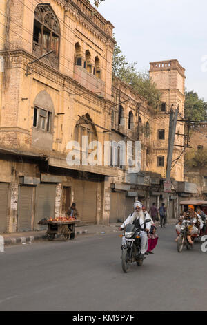 Nachmittag Straßenszene in Amritsar, Punjab, Indien Stockfoto