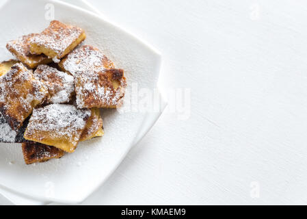 Kaiserschmarrn - beliebte österreichische Pfannkuchen Stockfoto