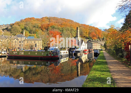 Marina am Rochdale Kanal, Hebden Bridge Stockfoto