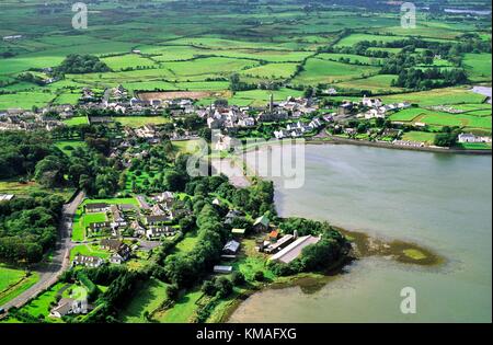 Luftaufnahme der Küste Dorf von Killala, County Mayo, Irland. Stockfoto
