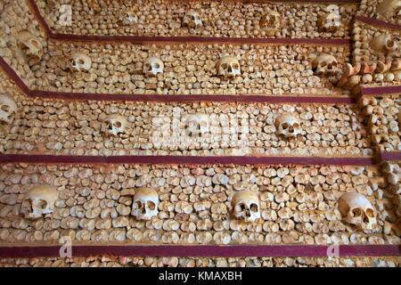 Capela dos Ossos, Faro, Algarve, Algarve, Portugal, Europa Stockfoto