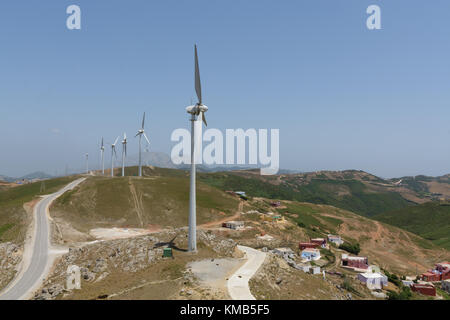 Windenergieanlage Landschaft in Marokko Stockfoto