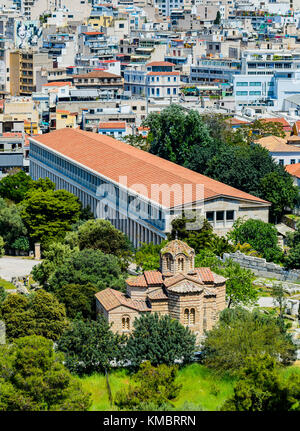 Die byzantinische Kirche der Heiligen Apostel und der Stoa des Attalos in Athen, Griechenland Stockfoto